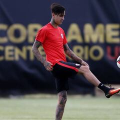 El DT de la Roja sorprendió con grandes elogios a Erick Pulgar
