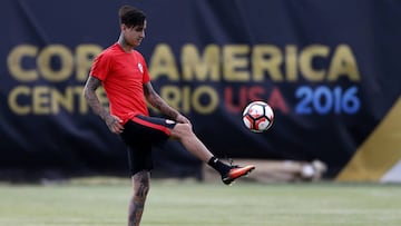 El DT de la Roja sorprendió con grandes elogios a Erick Pulgar