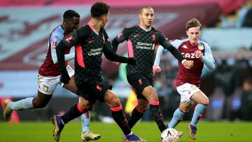 Thiago Alcántara jugó contra el Aston Villa.