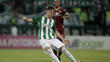 Atlético Nacional enfrenta a Junior de Barranquilla en casa en juego aplazado de la fecha 12.