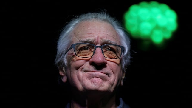 How many Oscars does Robert De Niro have and how many times has he been nominated for an Academy Award?