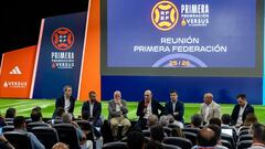 Tebas entra de lleno en los derechos de TV de Primera RFEF y Copa