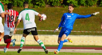 Pol Moreno cumplirá su cuarta temporada con el número 4 del Racing.