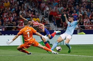 Unai Núñez marcó el propia puerta el 4-1.