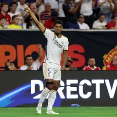 Jude Bellingham is the star of the show as Real Madrid down Manchester United in Houston