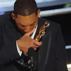 Did Will Smith apologise after hitting comedian Chris Rock?