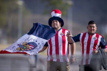 Guadalajara y Monarcas disputaron el título copero de la Liga MX y los aficionados mostraron el colorido en las tribunas. ¡Mucho amor!