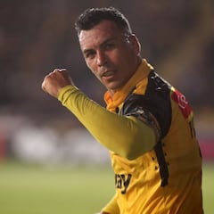 Esteban Paredes se acerca al mayor récord de todos