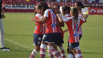 Junior gana con gol de Yoreli al Cúcuta y sigue líder del grupo