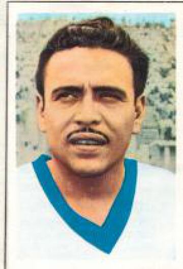 Barraza se destacó en el CD Águila de San Miguel, tras levantar cinco títulos ligueros. En 1982, el estadio de su equipo cambió su nombre a Estadio Juan Francisco Barraza.