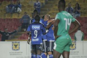 El debut de los dos equipos capitalinos en la Copa Águila. El juego bogotano fue animado por la parcial que en su mayoría fue azul.