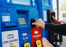 Adiós al precio por litro en los surtidores de las gasolineras