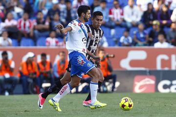 A pesar de que jugó como lateral, el 'Chiquis' lo ha utilizado como central.