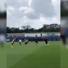 El vestuario del PSG alucina por cosas así y Mbappé también: "¡Chicos, es Messi!"