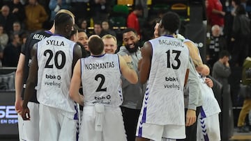 19/11/25 PARTIDO BALONCESTO
FIBA EUROPE CUP REGULAR SEASON GRUPO E
SURNE BILBAO BASKET - BC KUTAISI 2010
FIN DE PARTIDO ALEGRIA