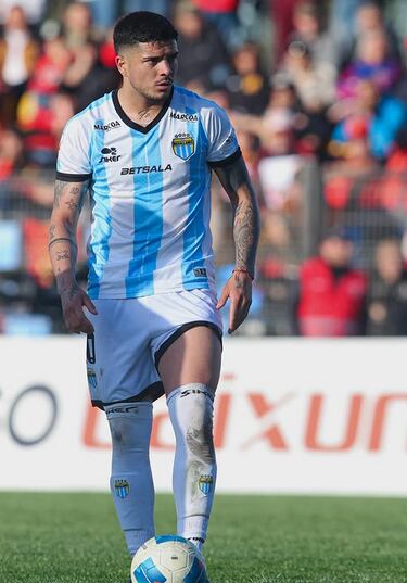 “Fue difícil dejar a mi familia, llegué solo a Chile... Me costó entender algunas palabras”