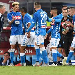 Napoli va por James y Lozano: ¿quiénes dejarían el equipo?