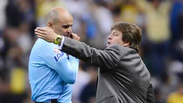 Francisco Chacón arremete contra Miguel Herrera y el América