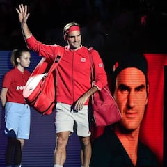 Federer pasa a semifinales en 'casa' sin jugar los cuartos