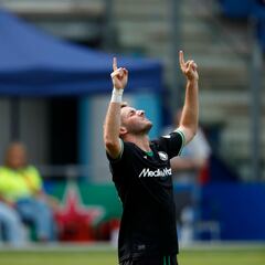 Doblete de Santiago Giménez en victoria del Feyenoord