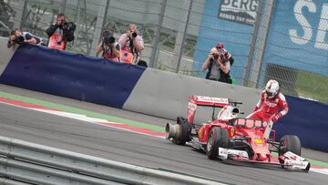 Así quedó el Ferrari de Vettel tras el accidente.