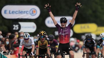 Demi Vollering se impone al esprint en La Course by Le Tour