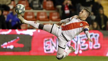 Embarba, en un partido con el Rayo Vallecano.
