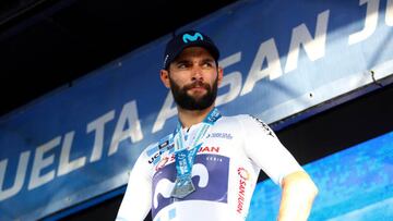 Fernando Gaviria, con el maillot de líder de la Vuelta a San Juan.