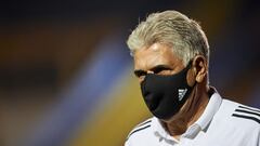 A 'Tuca' no le "cae el veinte" la derrota ante Cruz Azul