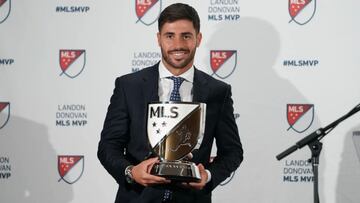 Carles Gil recoge el premio MVP de la MLS