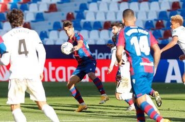 Edgar Sevikyan en su estren con el primer equipo del Levante.