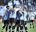 Racing se aprovechó de Arsenal y con goleada logró su primera victoria en la Liga