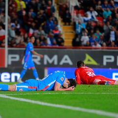 Cruz Azul, con una de las peores defensas en el arranque del torneo