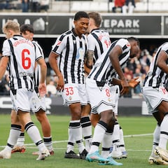 El Castellón pasa el rodillo en Castalia