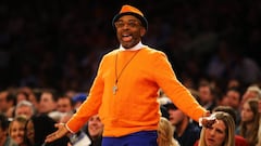 How long has Spike Lee been going to New York Knicks games?