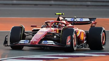 Ferrari's Spanish driver Carlos Sainz Jr. races during the first practice session of the Qatari Formula One Grand Prix at the Lusail International Circuit in Lusail, north of Doha, on November 29, 2024. (Photo by Giuseppe CACACE / AFP)