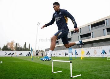 Bellingham, durante un entrenamiento con el Real Madrid.