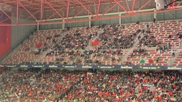 Pese a la doble cartelera de f&uacute;tbol, con partidos del Toluca y M&eacute;xico, la afici&oacute;n no colm&oacute; el recinto de la capital mexiquense.