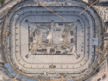 Qatar 2022: World Cup stadia and infrastructure under construction