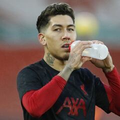 Firmino genera dudas en el tridente del Liverpool