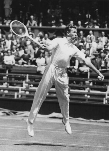 1 Open Australia, 1 Roland Garros, 2 Wimbledon y 2 US Open. El estadounidense fue pionero en la historia del tenis ya que fue el primero en conquistar los cuatro Grand Slam en el mismo año (1938).