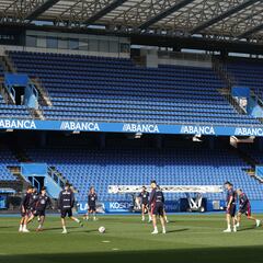 El visitante perfecto amenaza esta tarde los miedos de Riazor
