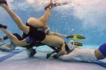 Hockey bajo el agua