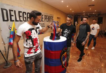 Morales, Pedro López y Roger. 
 