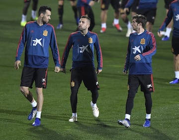 Sergio Busquets, Jordi Alba y Sergi Roberto.