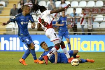 1-0. Manucho anotó el primer tanto.