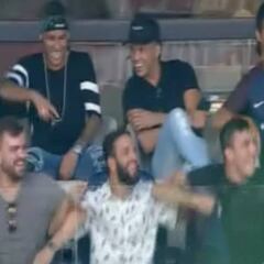 París ya conoce a los 'Toiss': el 1-0 y un baile 'marciano' en el palco