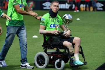 Emotivo homenaje a las víctimas del accidente aéreo de Chapecoense 