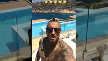 Vidal sigue con sus vacaciones de ensueño en Grecia