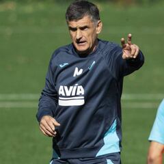 Ramis y Correa, duda ante el Barcelona